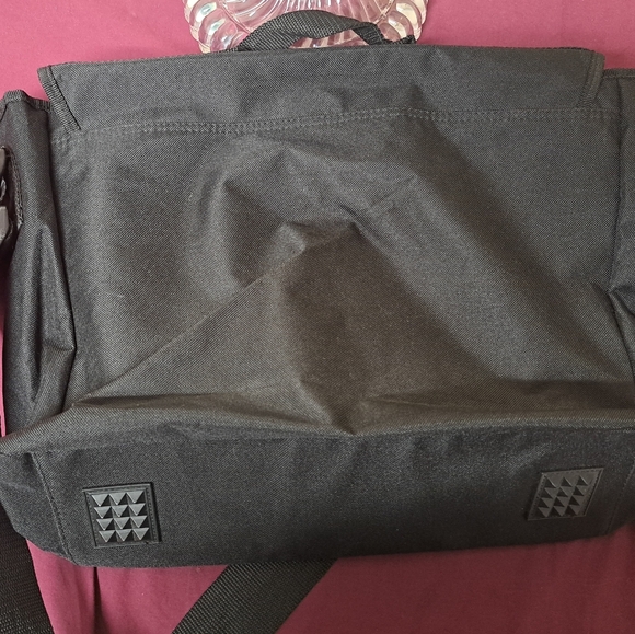 Nightmare Before Christmas Black Messenger Bag. - Picture 7 of 13